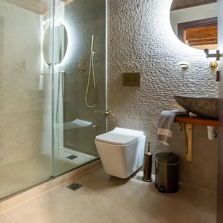 Lousios ゲストハウス 3*