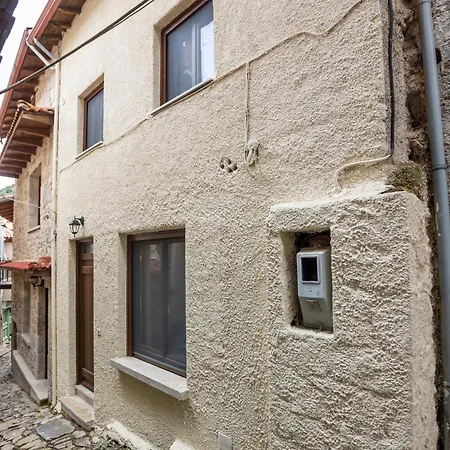 Lousios ゲストハウス 3*